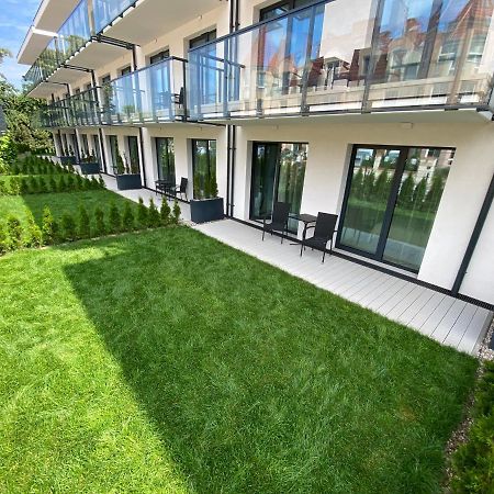 Przy Plazy - Z Prywatnym Ogrodkiem Rezydencja Niechorze Apartment Exterior foto