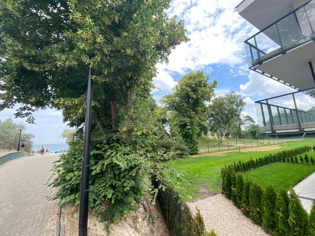 Przy Plazy - Z Prywatnym Ogrodkiem Rezydencja Niechorze Apartment Exterior foto